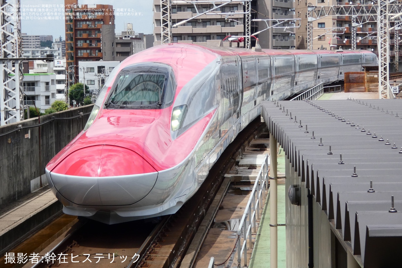 【JR東】E6系Z2編成が全般検査を終えて出場試運転の拡大写真