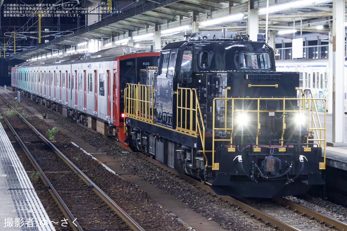 【JR九】303系K03編成が小倉総合車両センターを出場の拡大写真