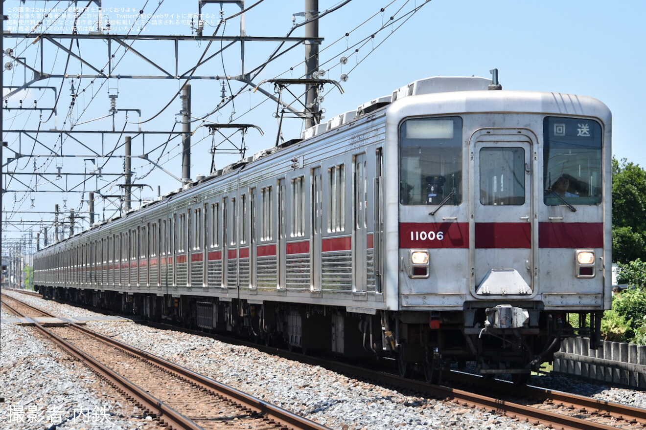 【東武】10000型11006F南栗橋工場入場回送の拡大写真