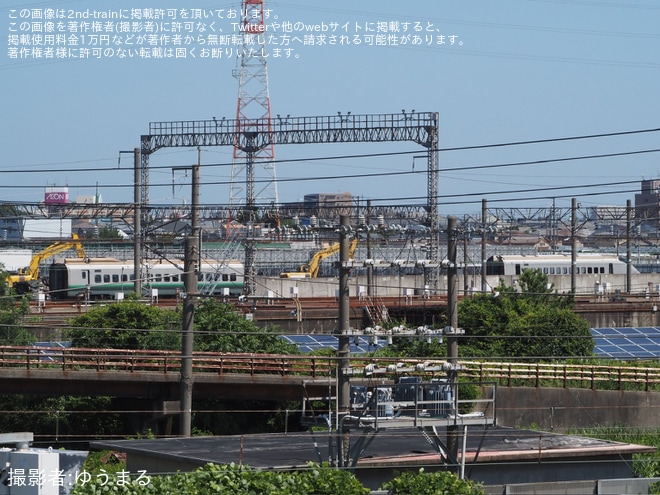 【JR東】E3系L65編成「銀つば」の解体が進み残り2両にを不明で撮影した写真
