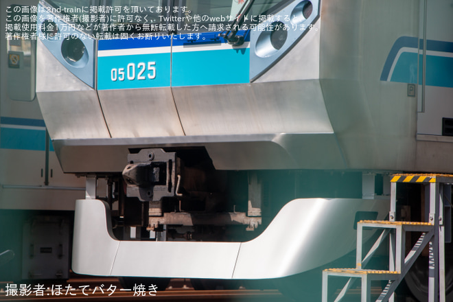 【メトロ】B修繕中の05系05-125F中野方5両が工場の外へ - 深川工場付近にて撮影
