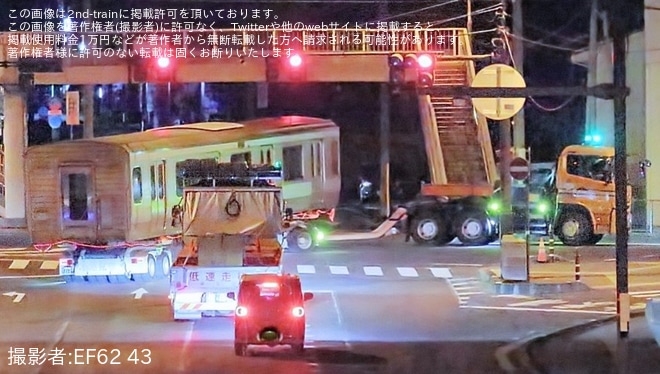 【JR東】最後のE217系モハE216-2080が長野総合車両センターから陸送を不明で撮影した写真