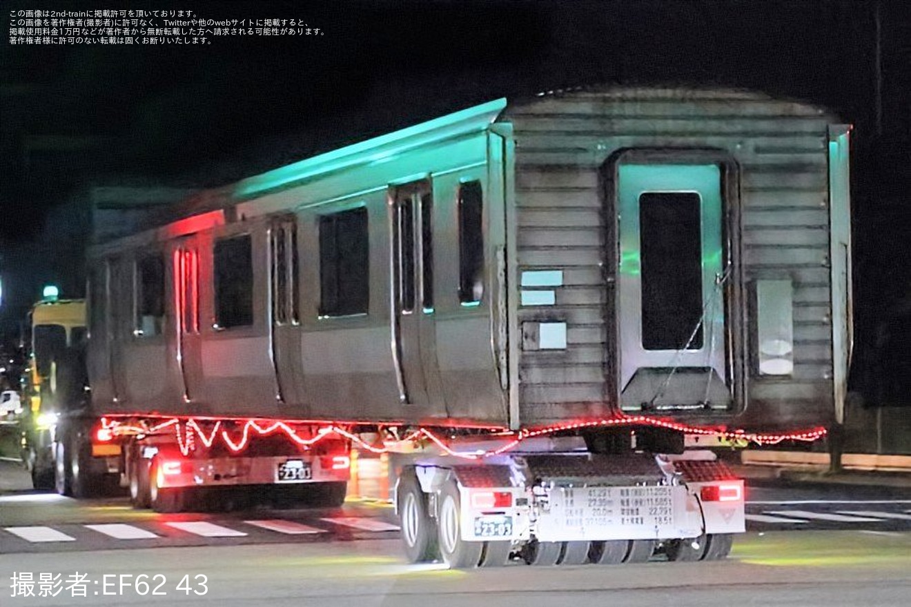 【JR東】最後のE217系モハE216-2080が長野総合車両センターから陸送の拡大写真