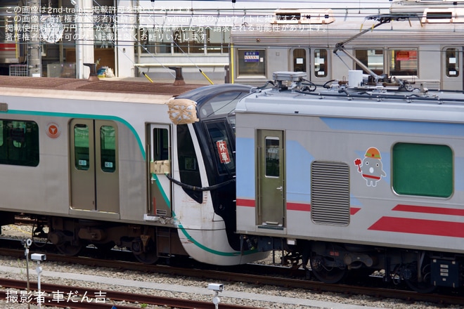 【東急】2020系2135号車+2235号車が長津田車両工場へ回送 - 長津田車両工場にて撮影