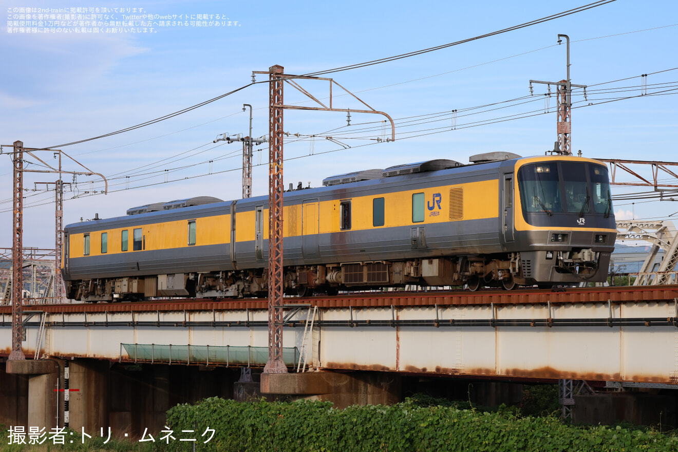 【JR西】キヤ141系G2編成京都鉄道博物館展示返却回送の拡大写真