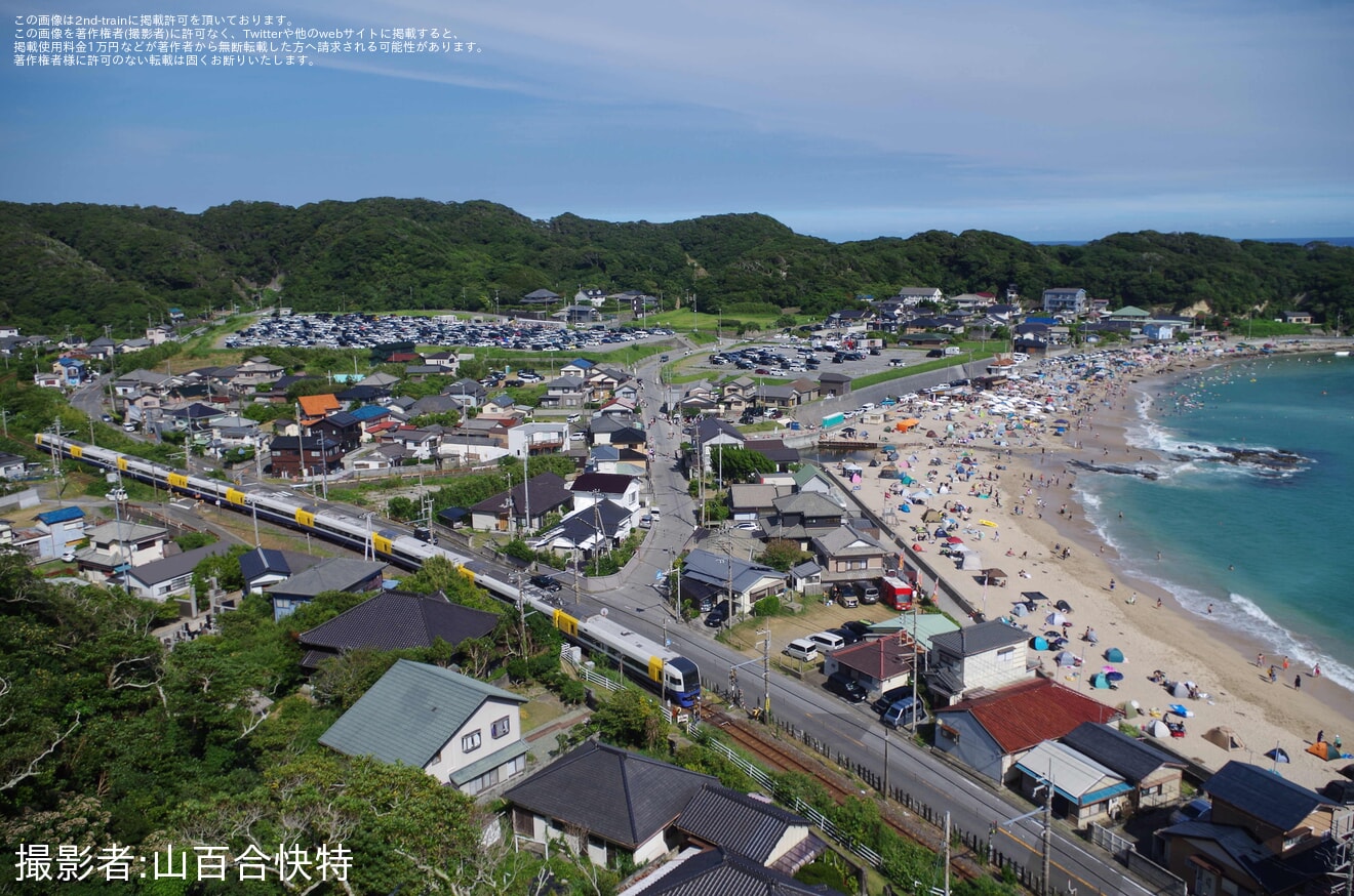 【JR東】255系マリBe-03編成が臨時特急「わかしお83号」に充当の拡大写真