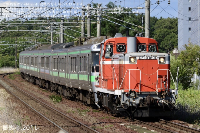 【JR北】DE10-1691牽引で721系F-4103+F-4203編成を救援回送を不明で撮影した写真