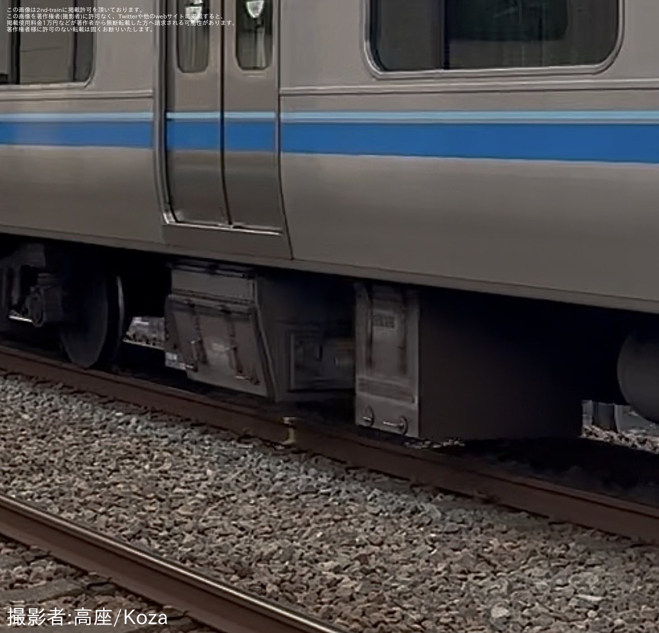 【小田急】5000形5063Fが検測装置を使用して試運転の拡大写真