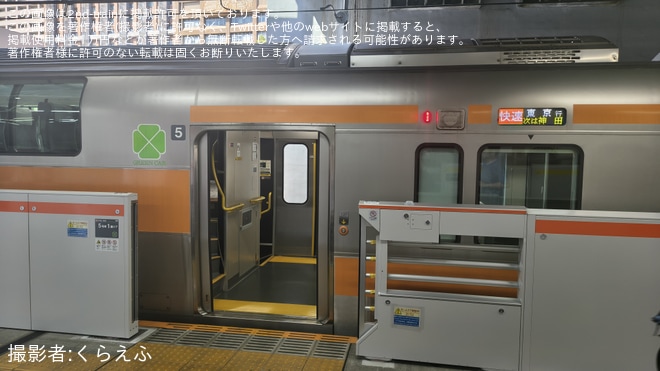 【JR東】御茶ノ水駅4番線にホームドアが設置 - 御茶ノ水駅にて撮影
