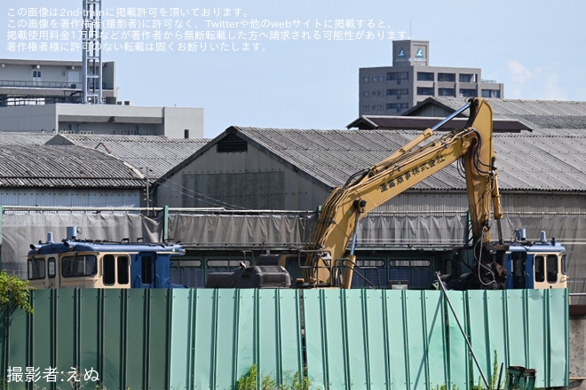【JR東】最後のJR東日本のPF形EF65-1105の解体作業が開始を長野総合車両ベース付近で撮影した写真