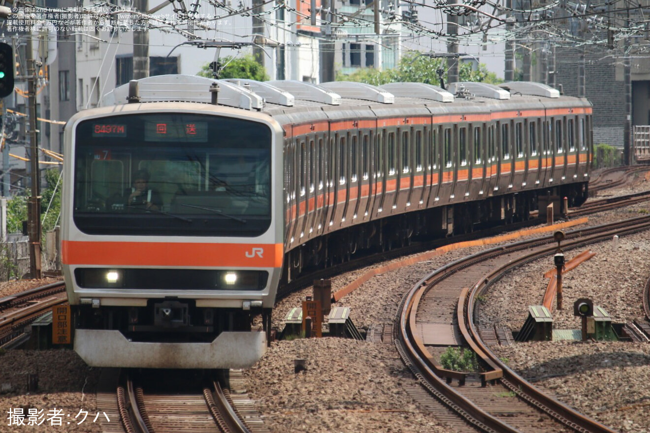【JR東】E231系ケヨMU7編成東京総合車両ベース出場回送の拡大写真