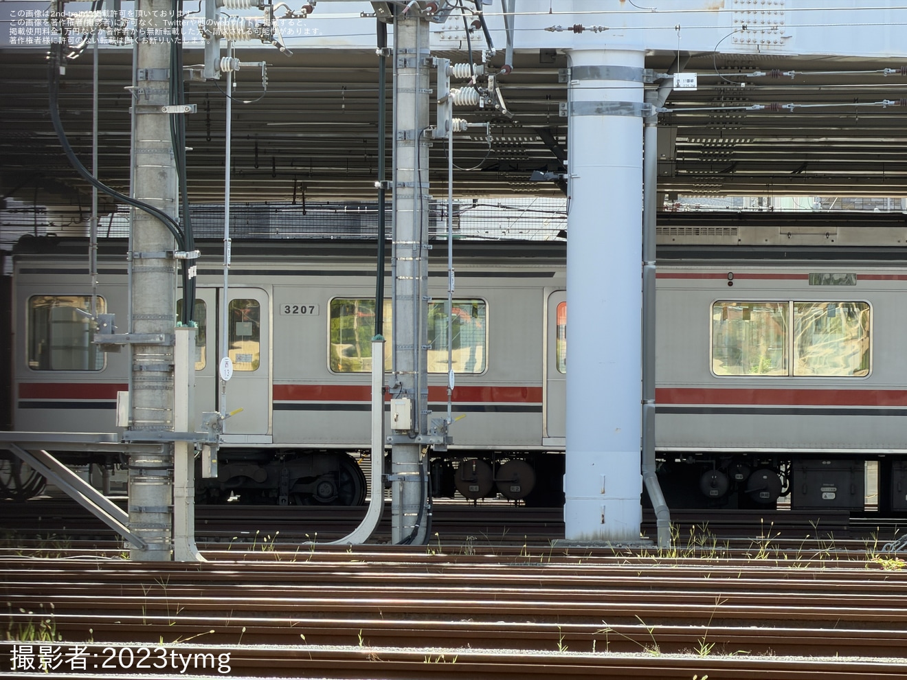 【東急】3000系3107Fでリニューアルに向けた養生作業が開始の拡大写真