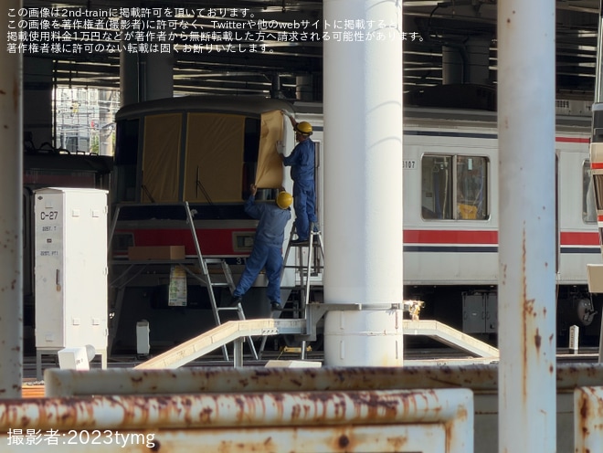 【東急】3000系3107Fでリニューアルに向けた養生作業が開始を元住吉検車区付近で撮影した写真
