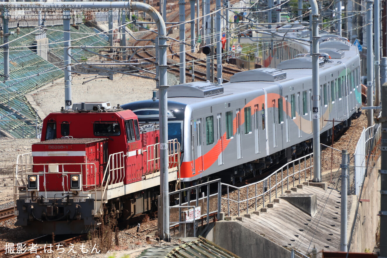 【西武】40000系48101F「トキイロ」が川崎車両を出場し甲種輸送の拡大写真