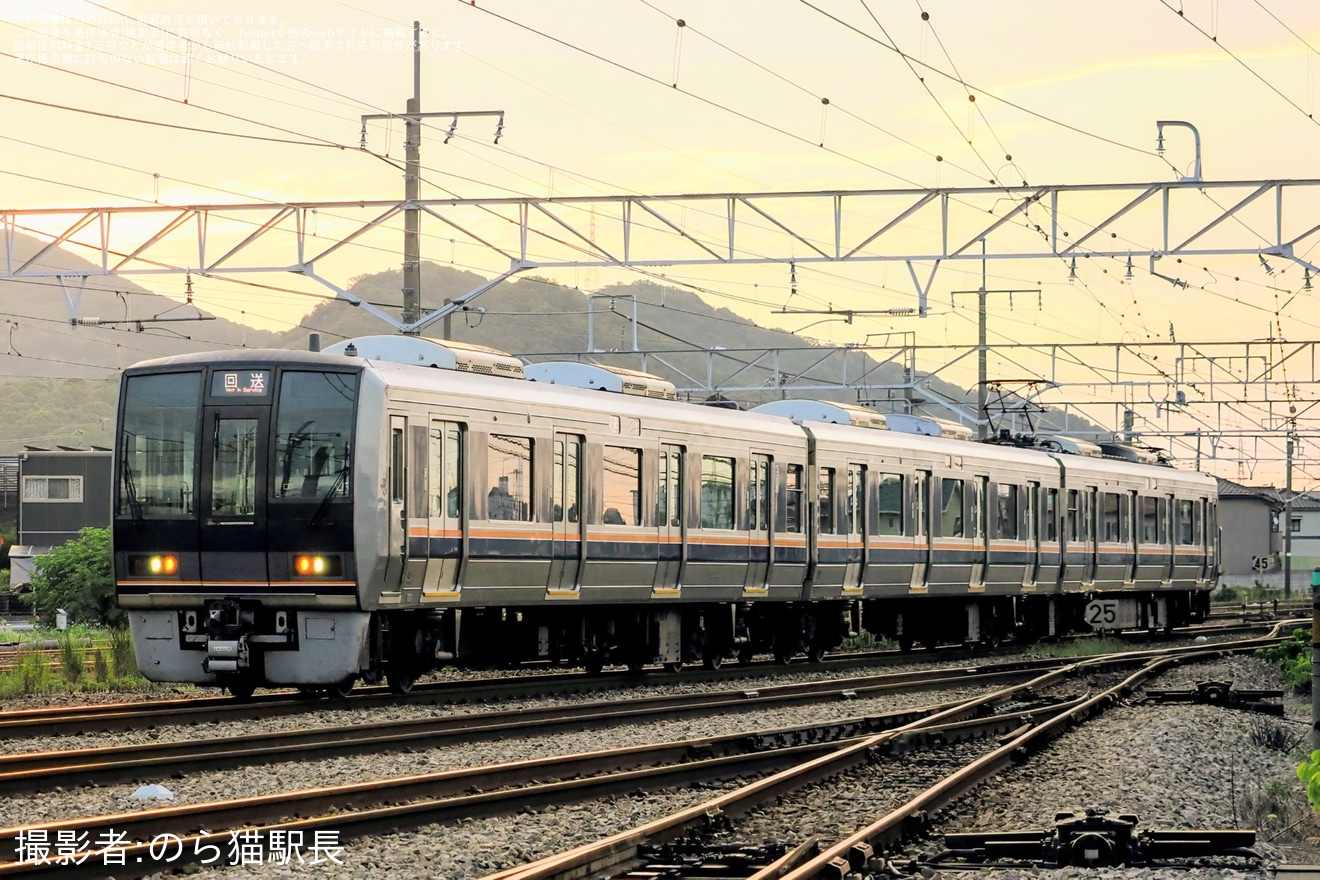 【JR西】207系S15編成が網干総合車両所本所へ入場回送の拡大写真