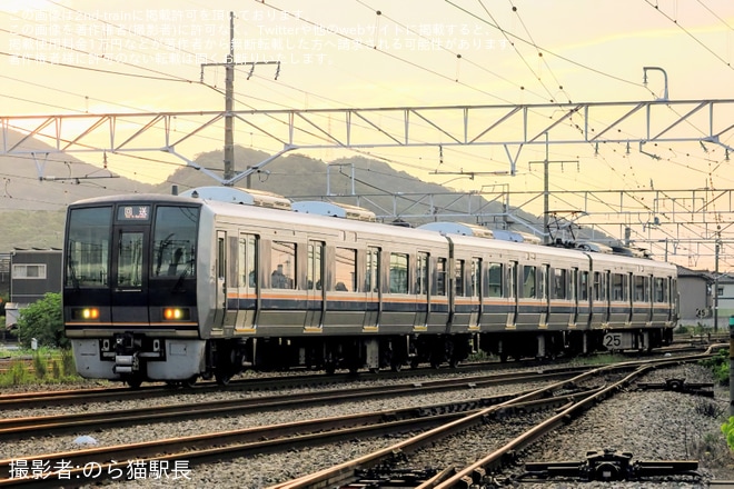【JR西】207系S15編成が網干総合車両所本所へ入場回送を不明で撮影した写真