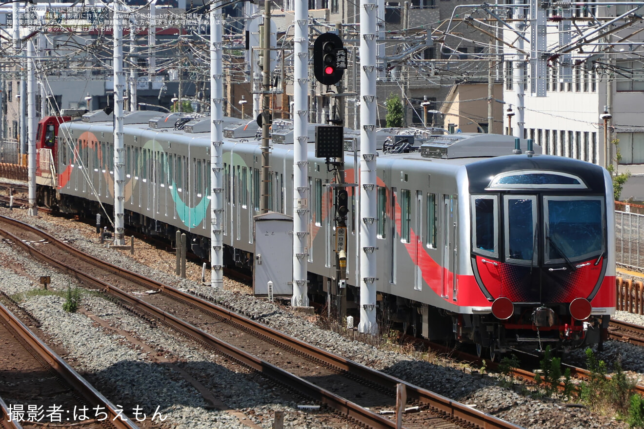 【西武】40000系48101F「トキイロ」が川崎車両を出場し甲種輸送の拡大写真