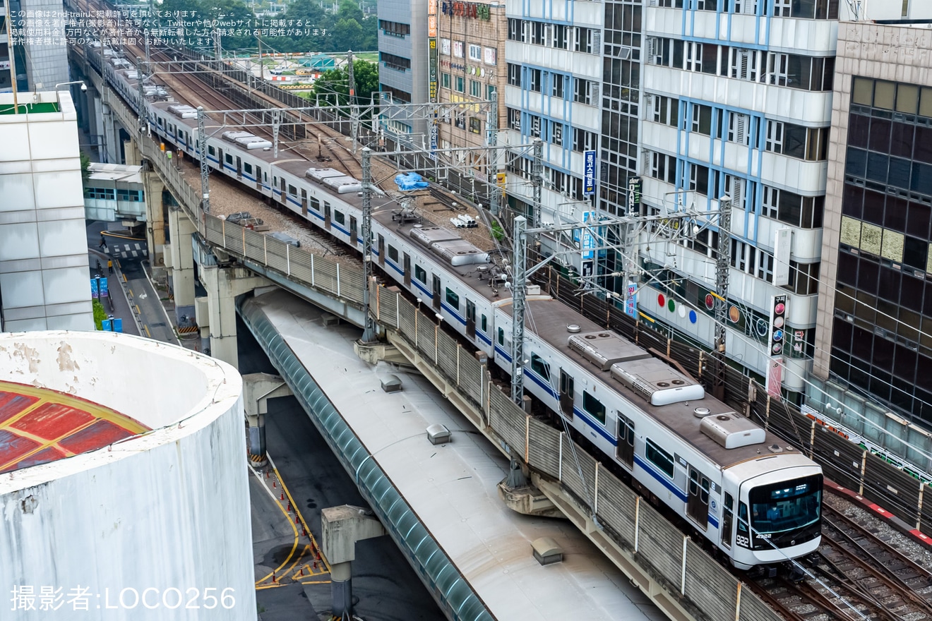 【Seoul Metro】倉洞車両基地が営業終了し残留車両が榛接車両基地へ移動の拡大写真