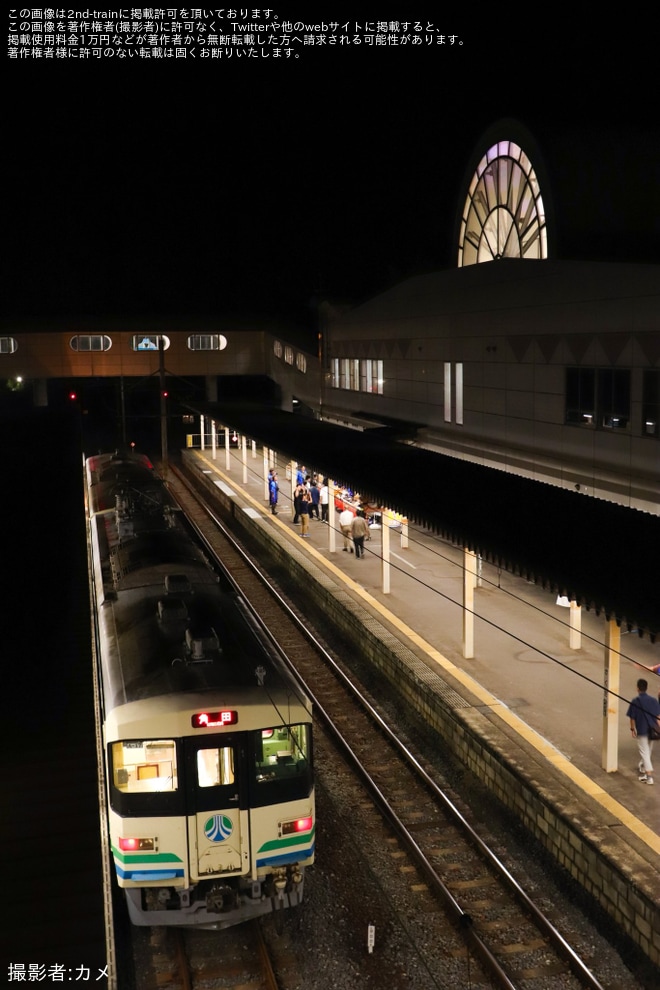 【阿武急】8100形使用の夜行列車「かくだ」号と深夜撮影会が催行を不明で撮影した写真