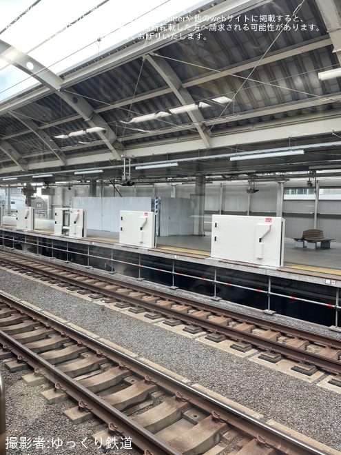 【小田急】経堂駅3番ホームにホームドアが設置 - 経堂駅にて撮影
