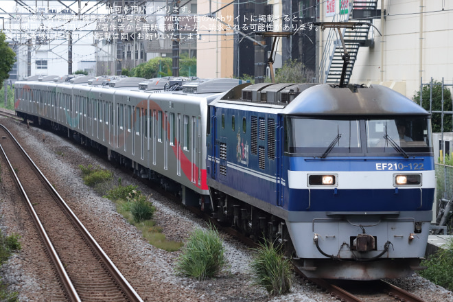 【西武】40000系48101F「トキイロ」が川崎車両を出場し甲種輸送（10枚目）