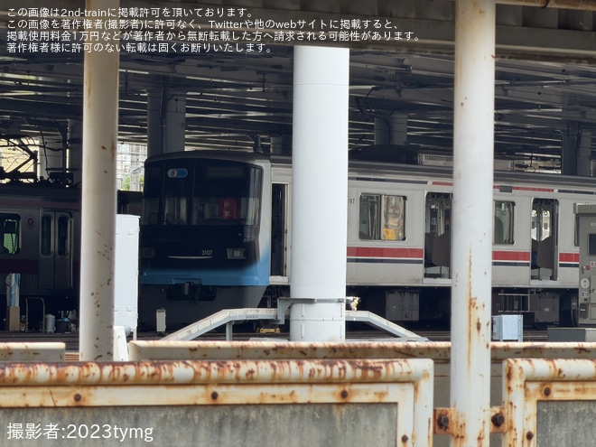 【東急】3000系3107Fのリニューアル作業が進み水色の新デザインに - 元住吉検車区付近にて撮影
