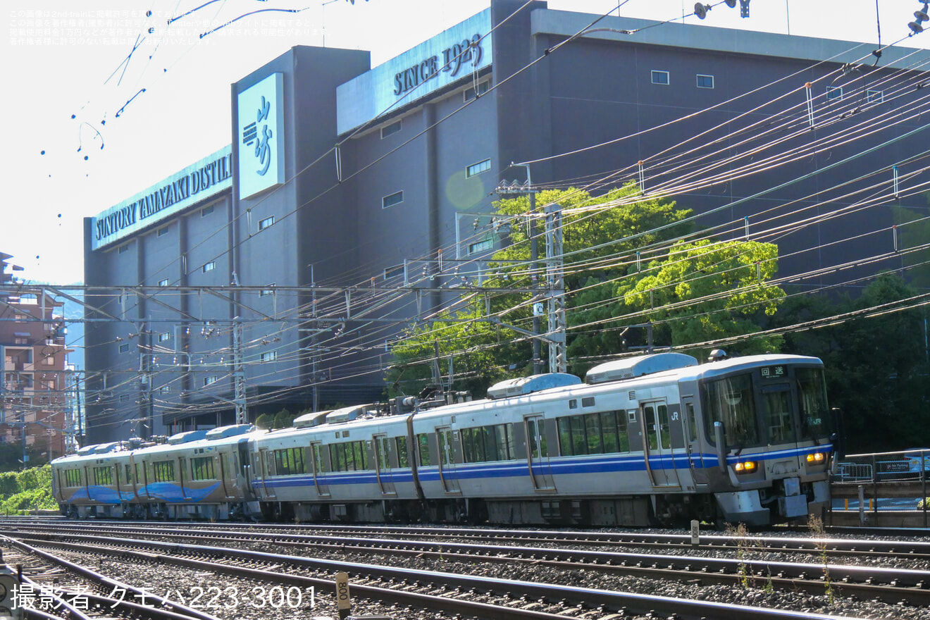【あい鉄】521系AK12編成吹田総合車両所本所出場回送の拡大写真