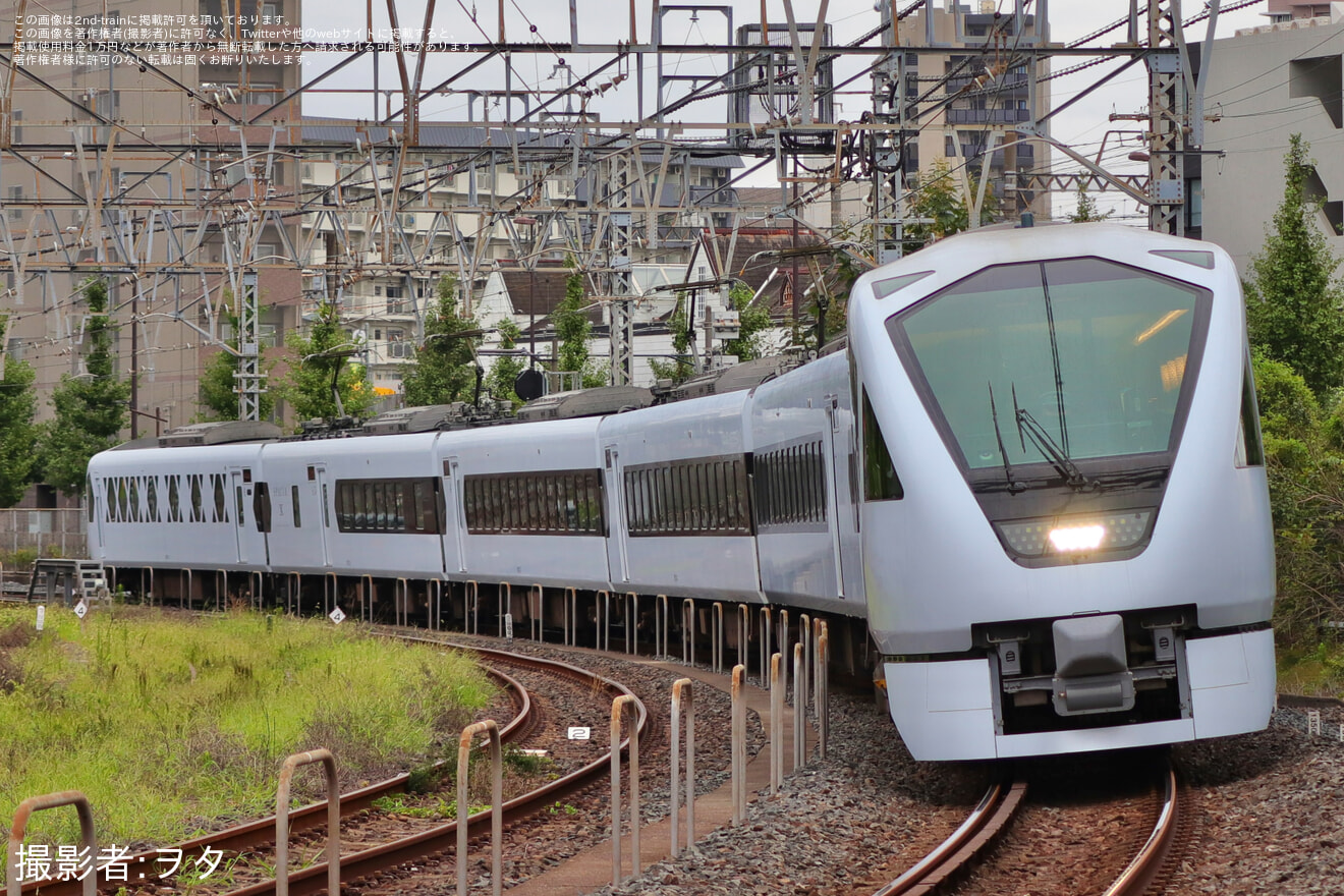 【東武】N100系N101F「スペーシア X」を使用した団体臨時列車が運転の拡大写真
