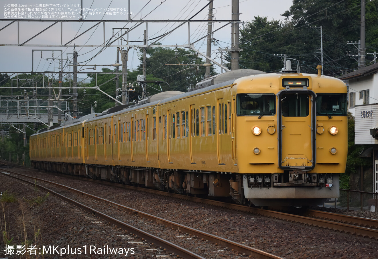 【JR西】笠岡港まつり花火大会に伴い115系が7両編成で運転の拡大写真