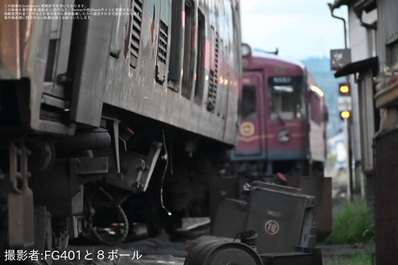【京都丹後】KTR001形「タンゴ・エクスプローラー」KTR011の解体が開始の拡大写真