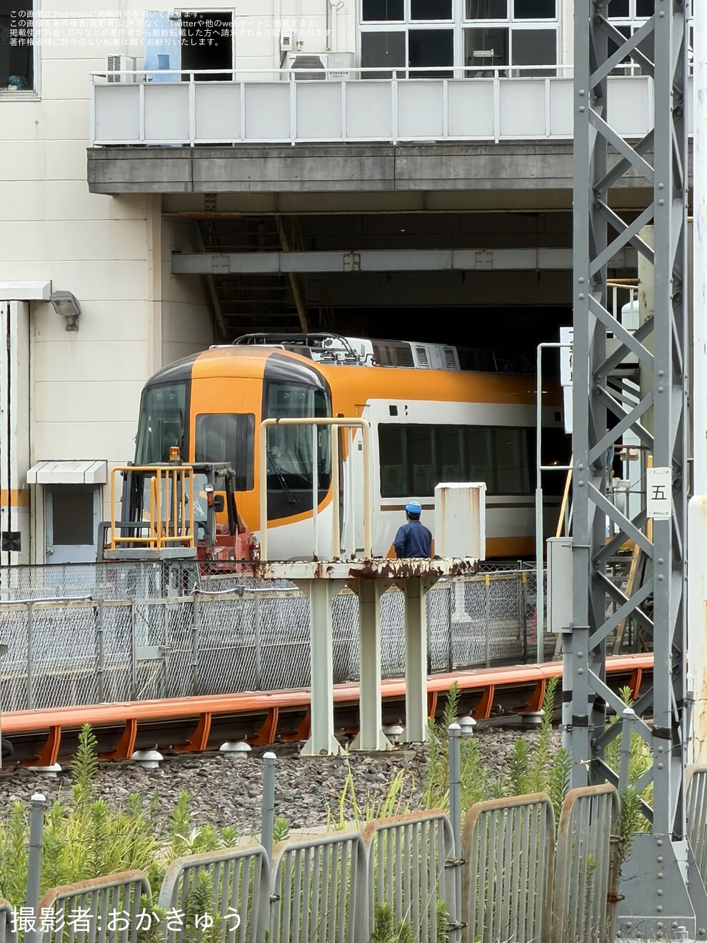 【近鉄】22600系が東生駒車庫へ入線の拡大写真