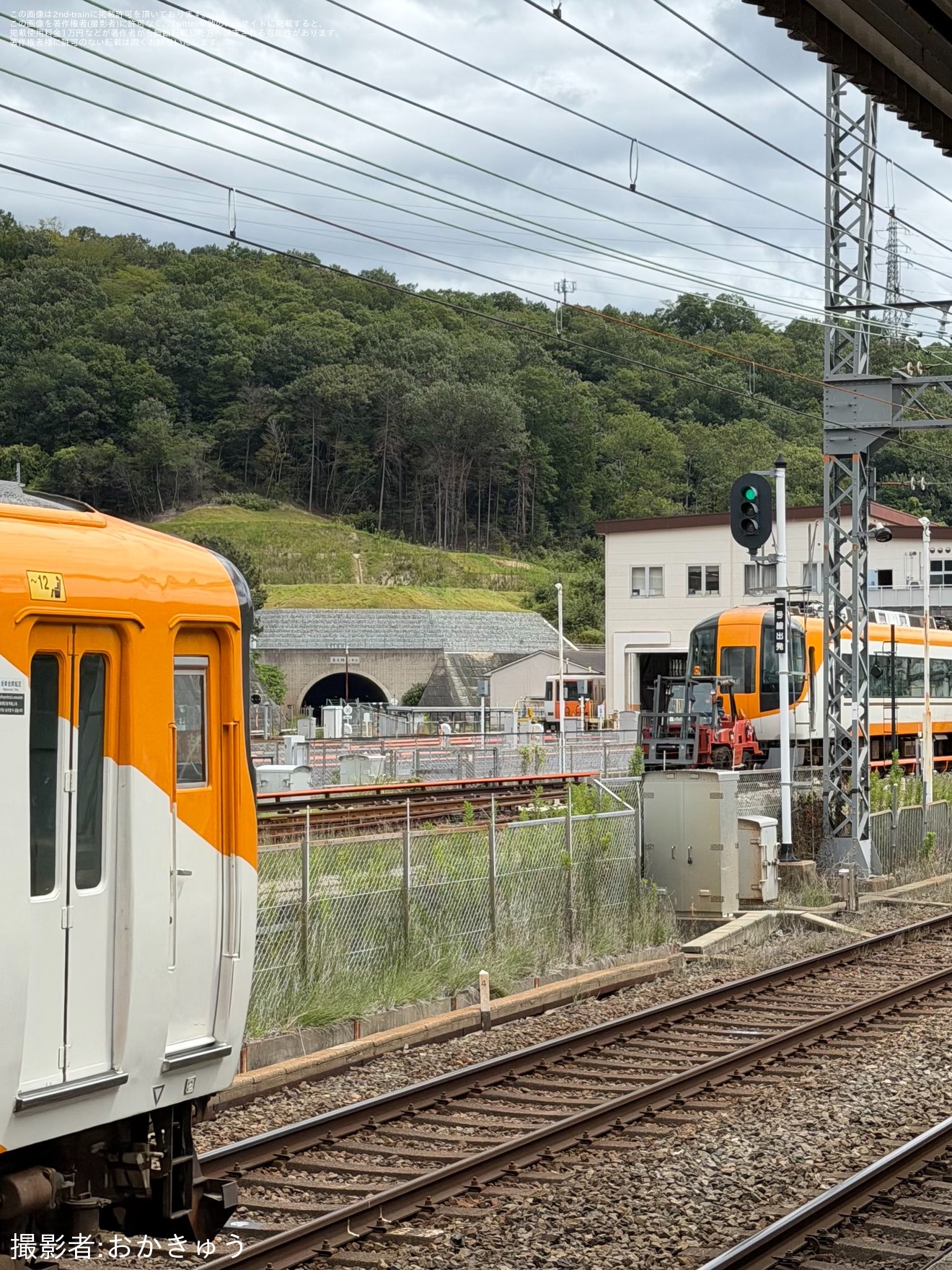 【近鉄】22600系が東生駒車庫へ入線の拡大写真