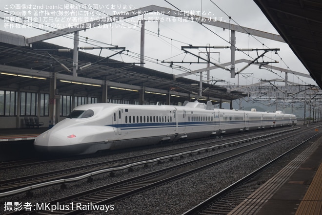 【JR西】N700系P1編成が8両編成化後初の営業運転を開始（4枚目）