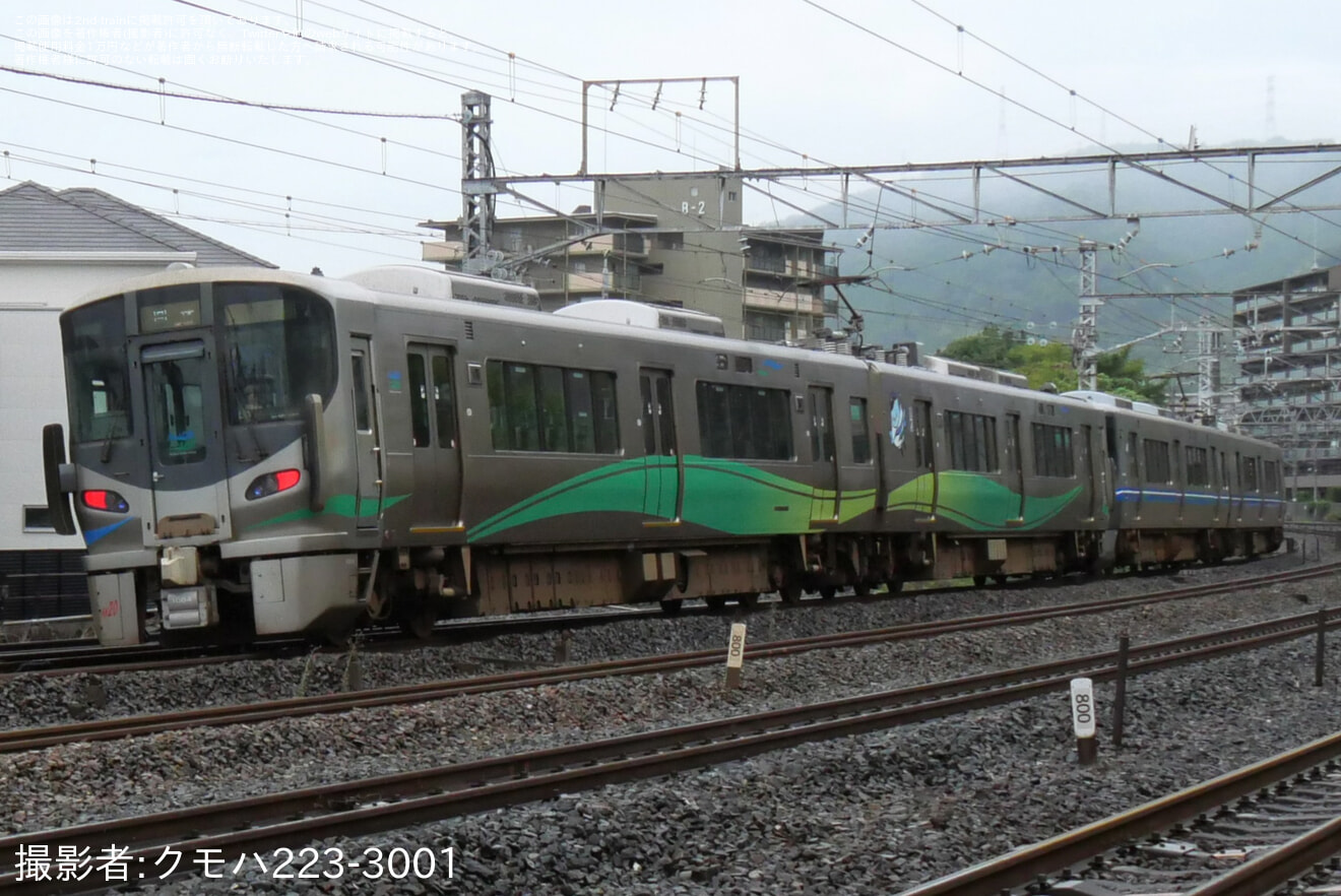 【あい鉄】521系AK21編成吹田総合車両所本所入場回送の拡大写真