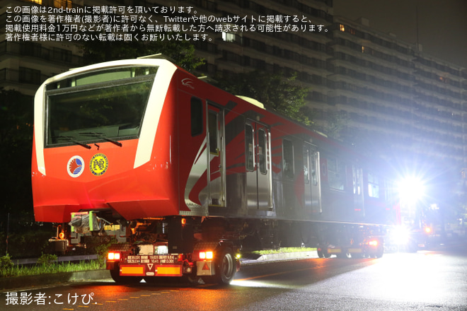 【総車】フィリピン・マニラ南北通勤鉄道EM11000形がJ-TREC横浜事業所を出場し陸送 - 神奈川県金沢区にて撮影
