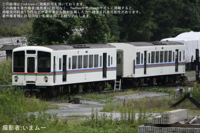【西武】4000系4023Fの先頭車で解体作業が開始（1枚目）