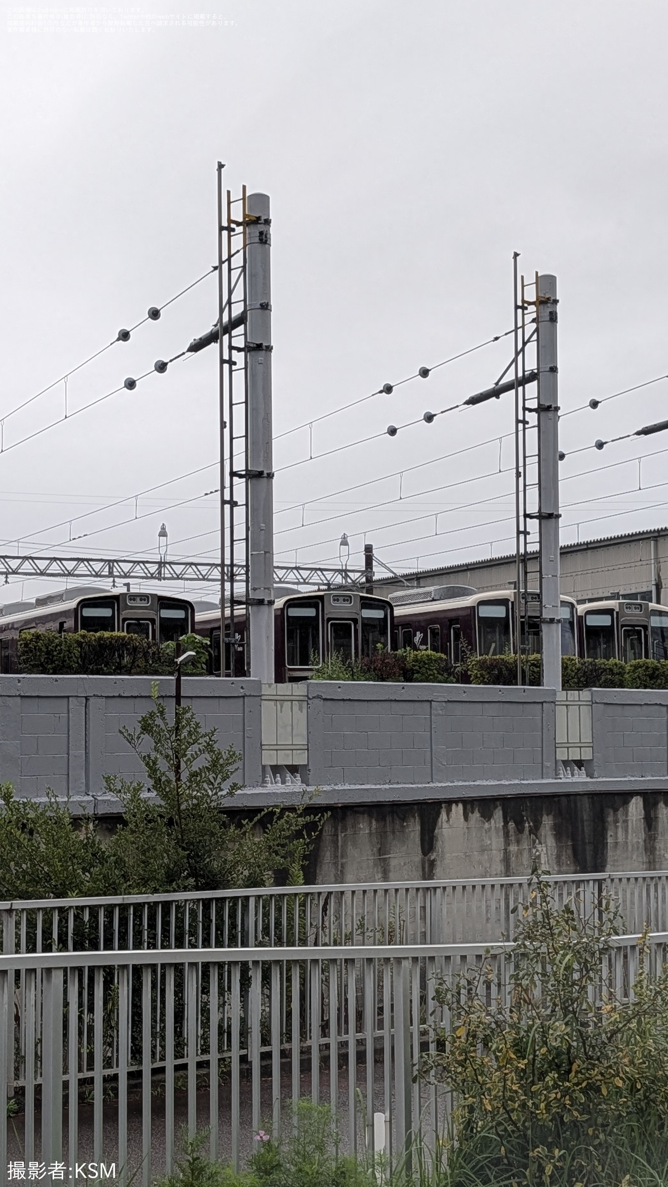 【阪急】8000系8030Fが平井車庫内で構内移動の拡大写真