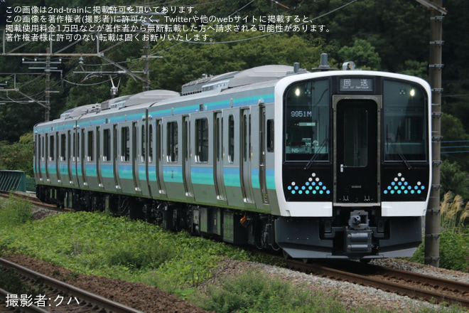 【JR東】E131系ナノN5編成 富士急行試運転返却回送 - 高尾～相模湖間にて撮影