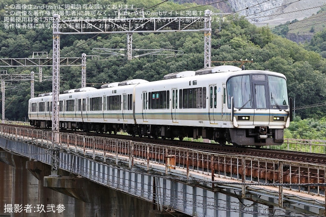 【JR西】221系NA412編成が下関総合車両所本所へ入場回送（1枚目）