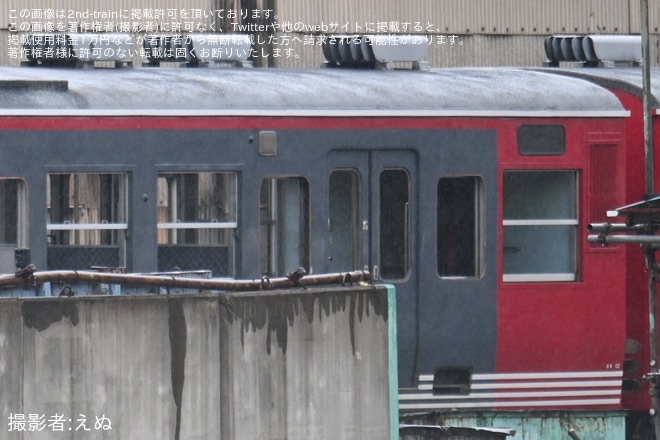 【しな鉄】115系S1編成「しなの鉄道色」の解体が開始 - 長野総合車両ベース付近にて撮影