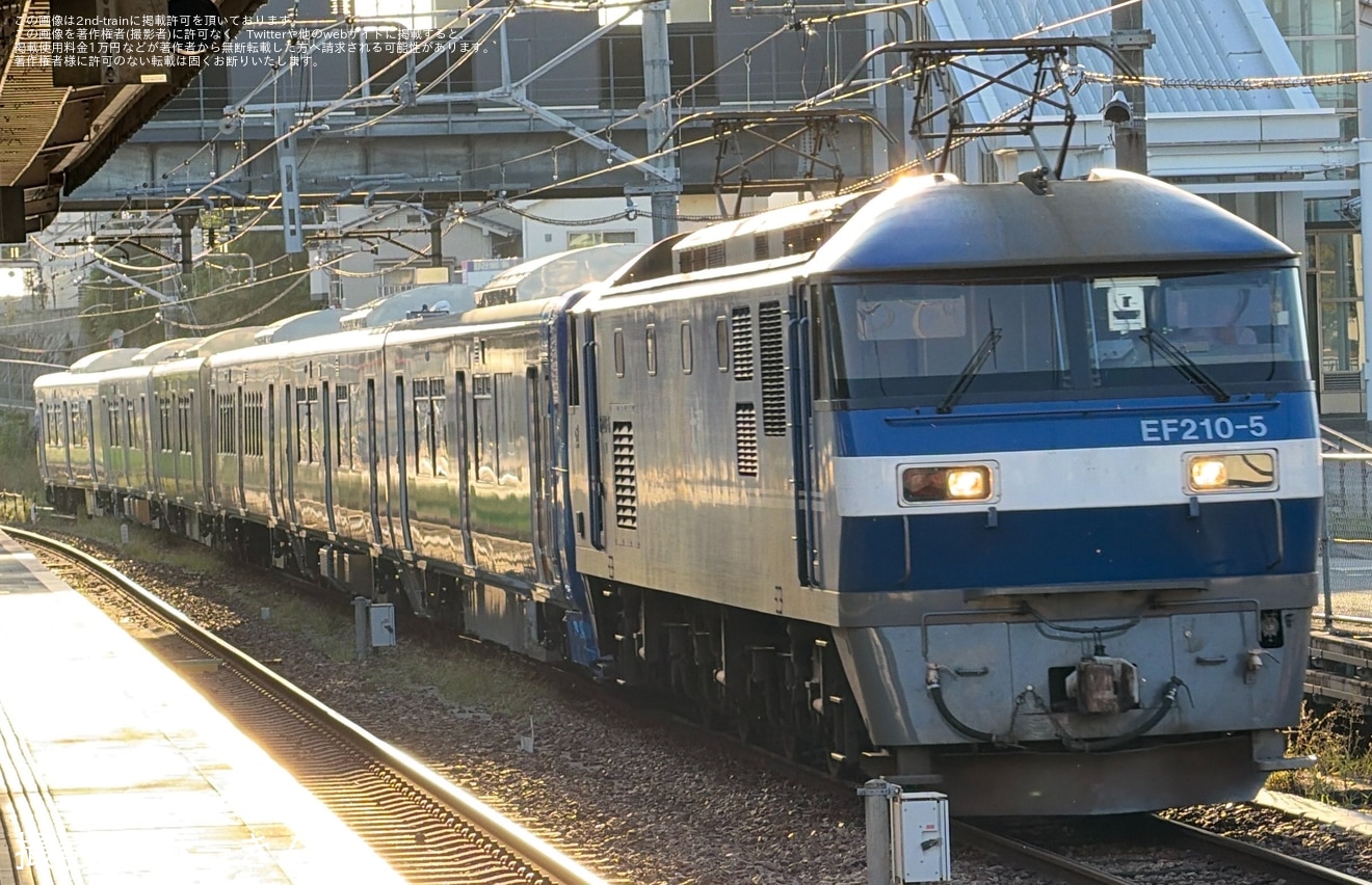 【JR北】新型快速エアポート用739系3000番台が日立製作所を出場し甲種輸送の拡大写真