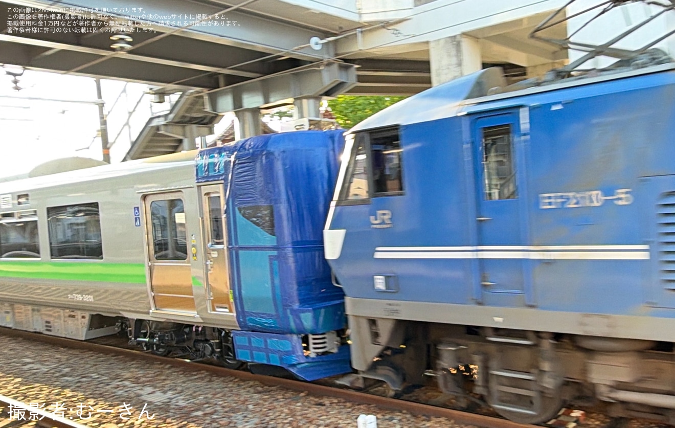 【JR北】新型快速エアポート用739系3000番台が日立製作所を出場し甲種輸送の拡大写真