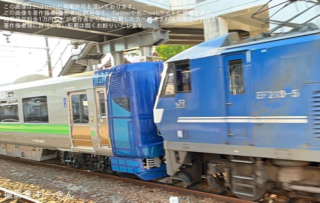 【JR北】新型快速エアポート用739系3000番台が日立製作所を出場し甲種輸送（2枚目）