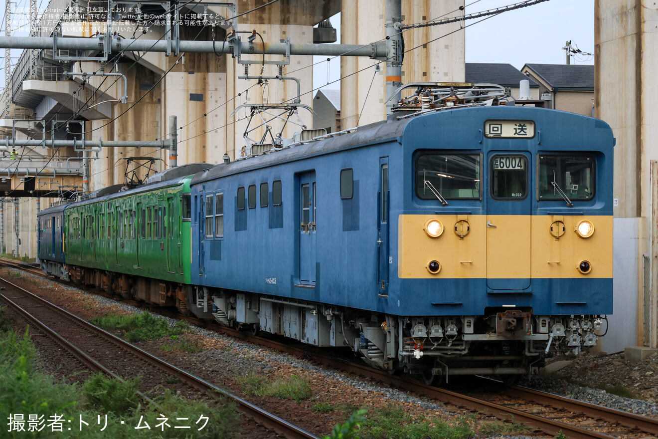 【JR西】113系S3編成吹田総合車両所本所へ回送の拡大写真