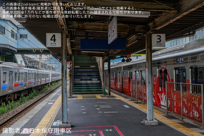 【JR九】811系PM2009編成が側面にカメラが設置し小倉総合車両センター出場（4枚目）
