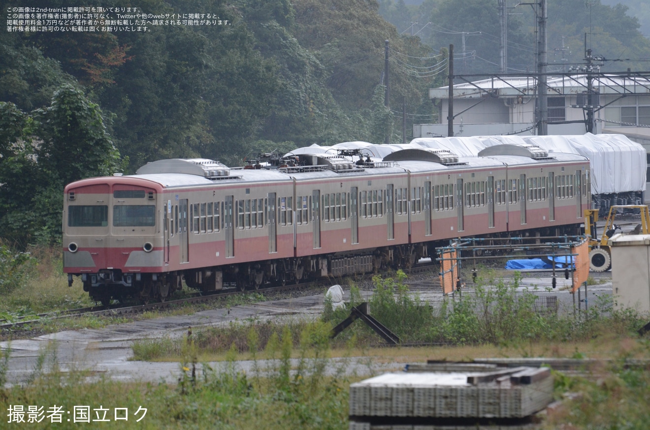 【西武】新101系1253F(赤電カラー)で部品取り外しが進むの拡大写真