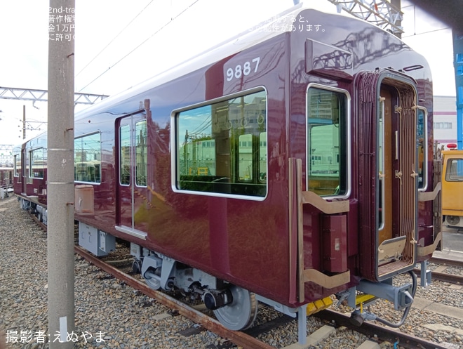【阪急】9300系9307Fの大阪梅田方4両がロングシート化（2枚目）