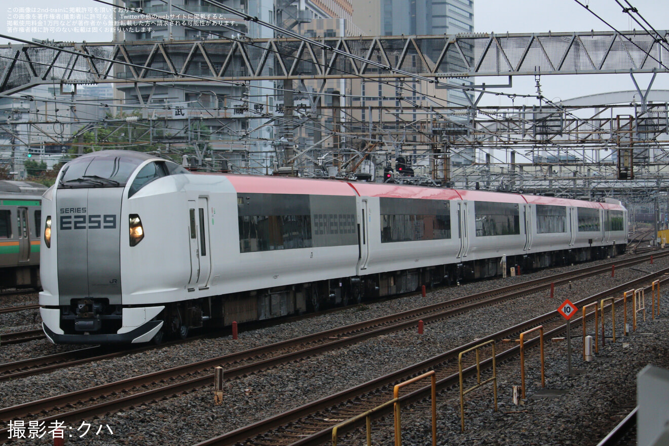 【JR東】E259系クラNe007編成大宮総合車両センター出場回送の拡大写真