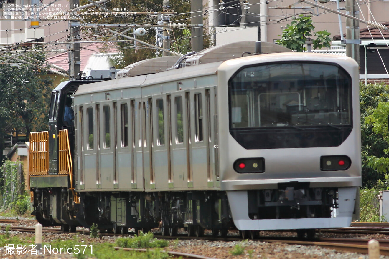 【JR九】307系T-2編成が無塗装で小倉総合車両センター出場の拡大写真