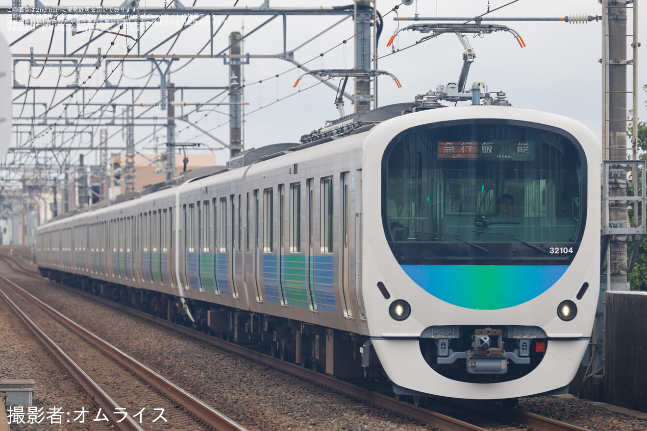 【西武】30000系32104F 地下直車用パンタグラフへ換装の拡大写真